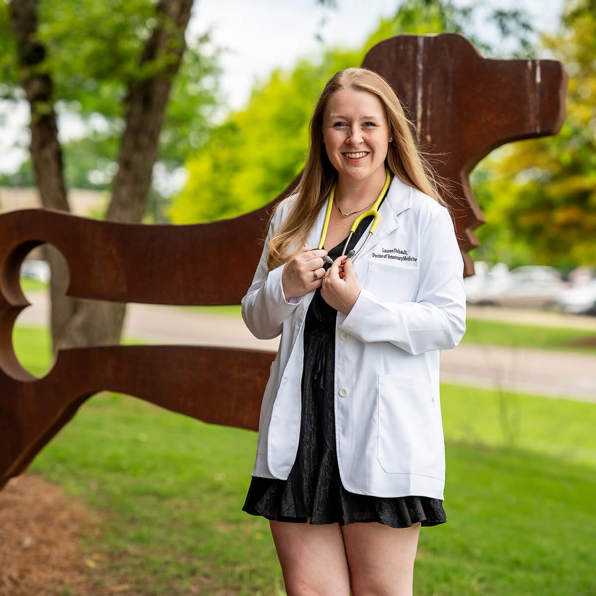Dr-Lauren-Thibault_Creekbank-Veterinary-Clinic